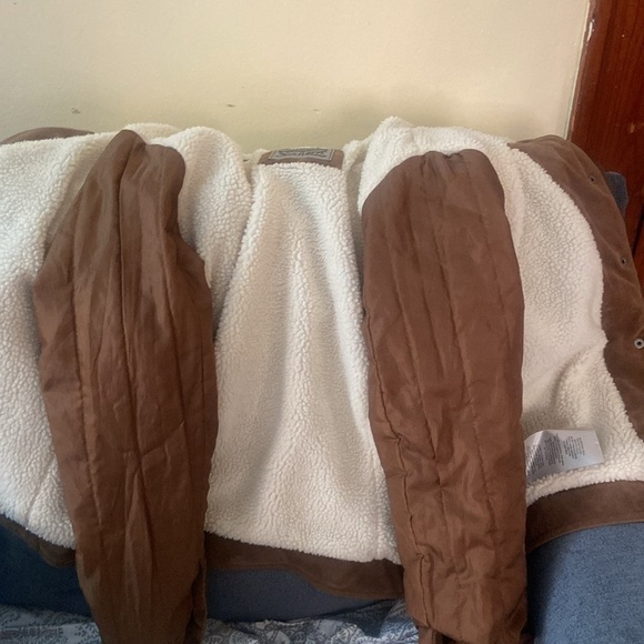 Levi's Women's Classic Sherpa Lined Trucker Jacket Cognac - Picture 16 of 16